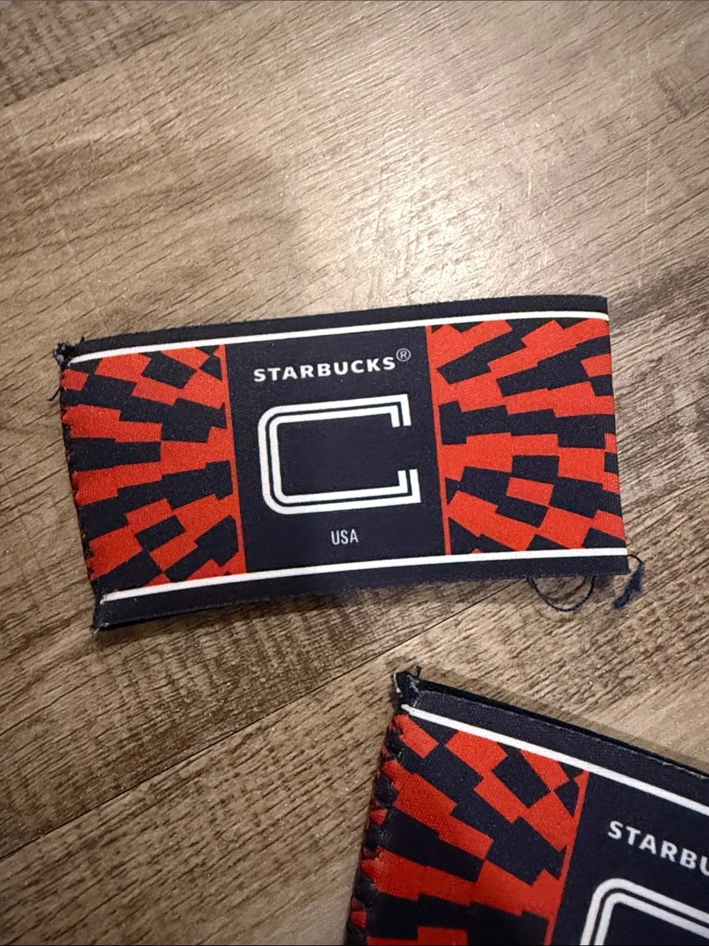 Starbucks pair can